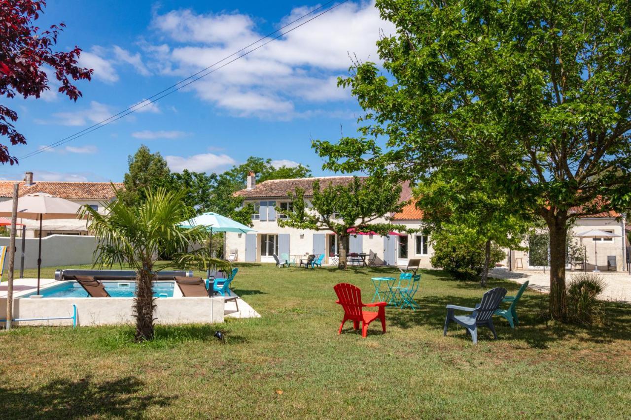 Gite 4 Personnes Avec Piscine Entre Saintes Et Royan Balanzac Экстерьер фото